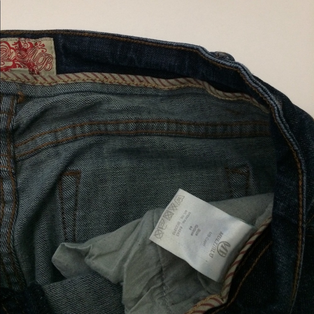 Cropped Blue Jeans - Picture 5 of 6